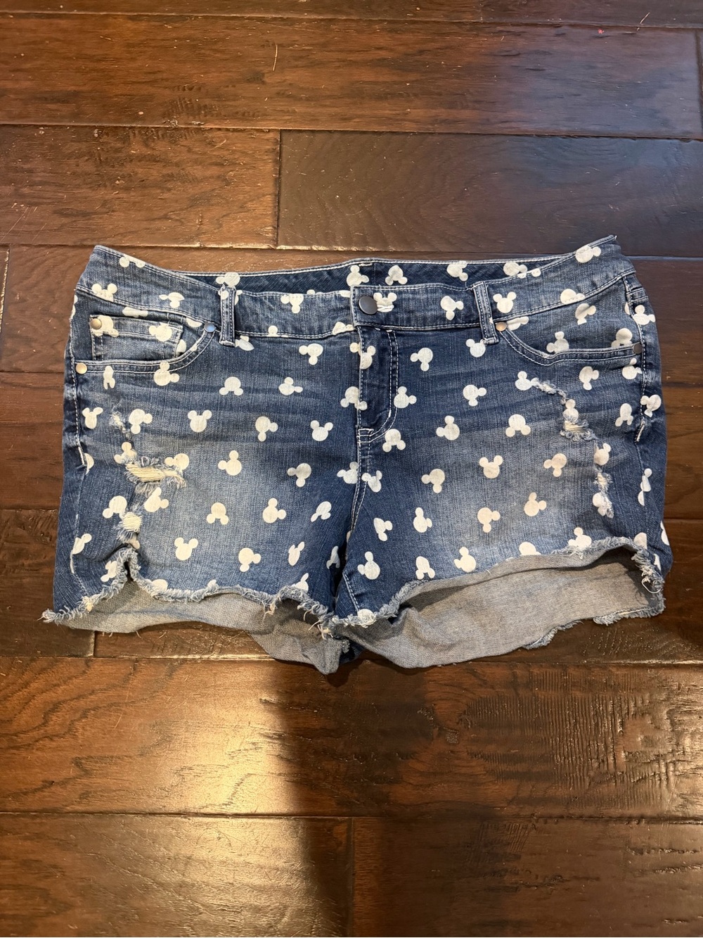 Disney Mickey Mouse Print Denim Cutoff Shorts Women’s Size 18